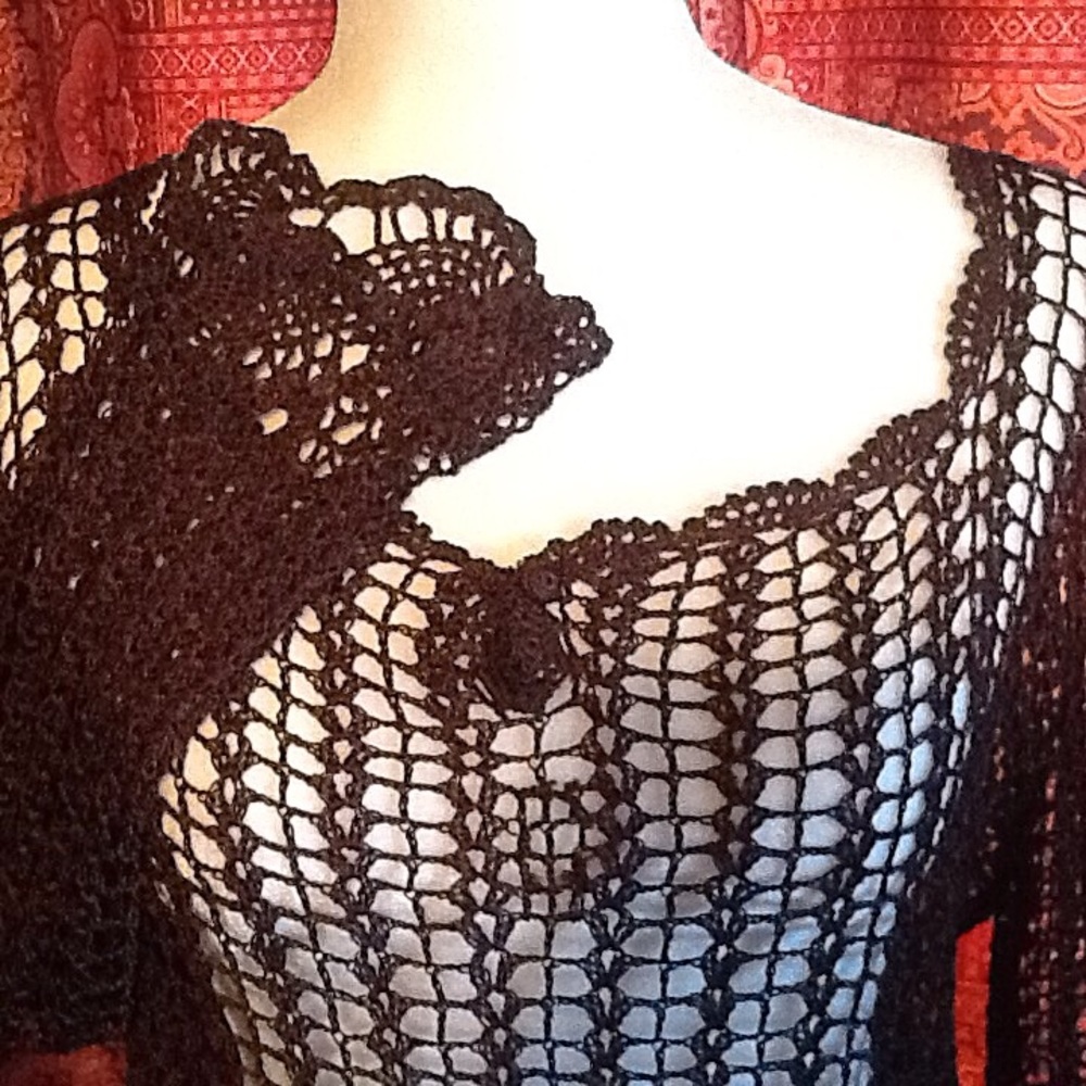Hippie Rags Vintage 80's Open Crochet Tunic Top